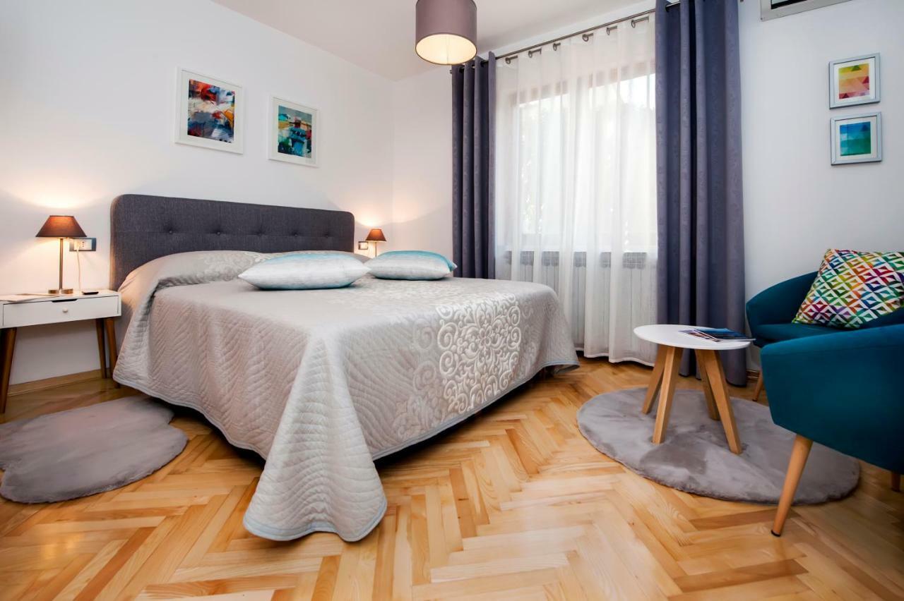 Studio Apartment Noah Ровин Екстериор снимка
